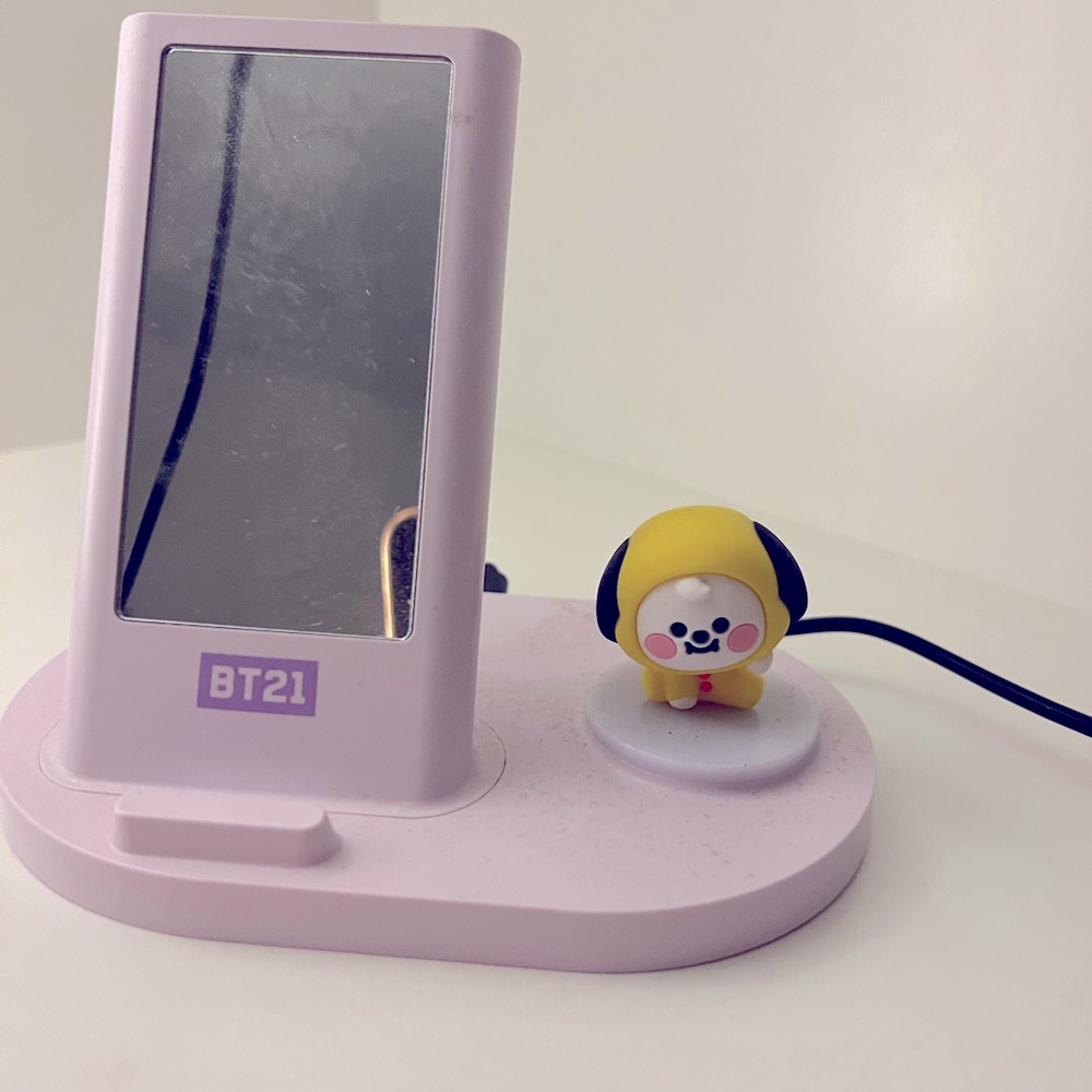 Chimmy hands free charging port